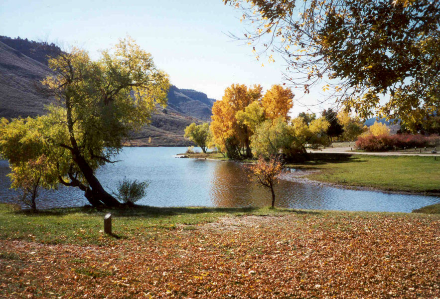 Image 2: Flatiron Reservoir