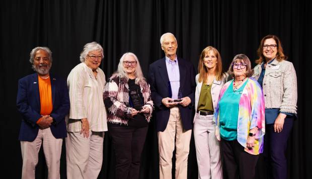Office on Aging feiert die Gewinner des Older Americans Month Award 2024