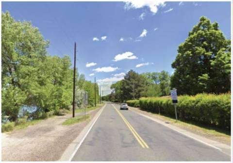 Image showing a section of Country Club Road with a posted speed limit of 30 mph.