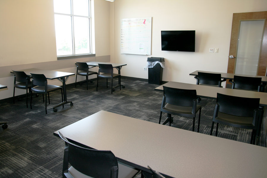 Image 11: Multipurpose Room for Visitation, Orientation and Cell Phone Room
