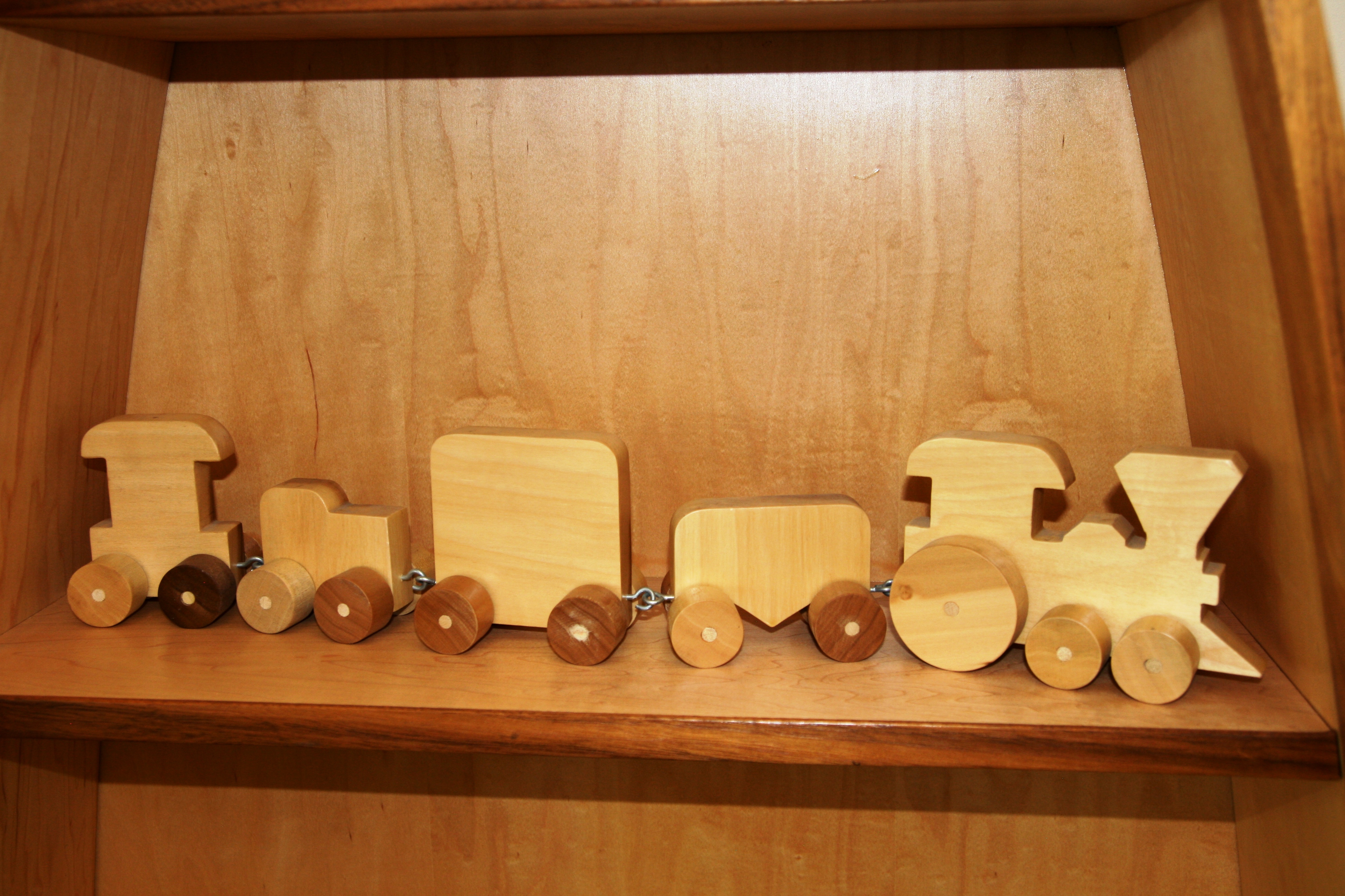 Image 4: Completed Woodworking Projects 