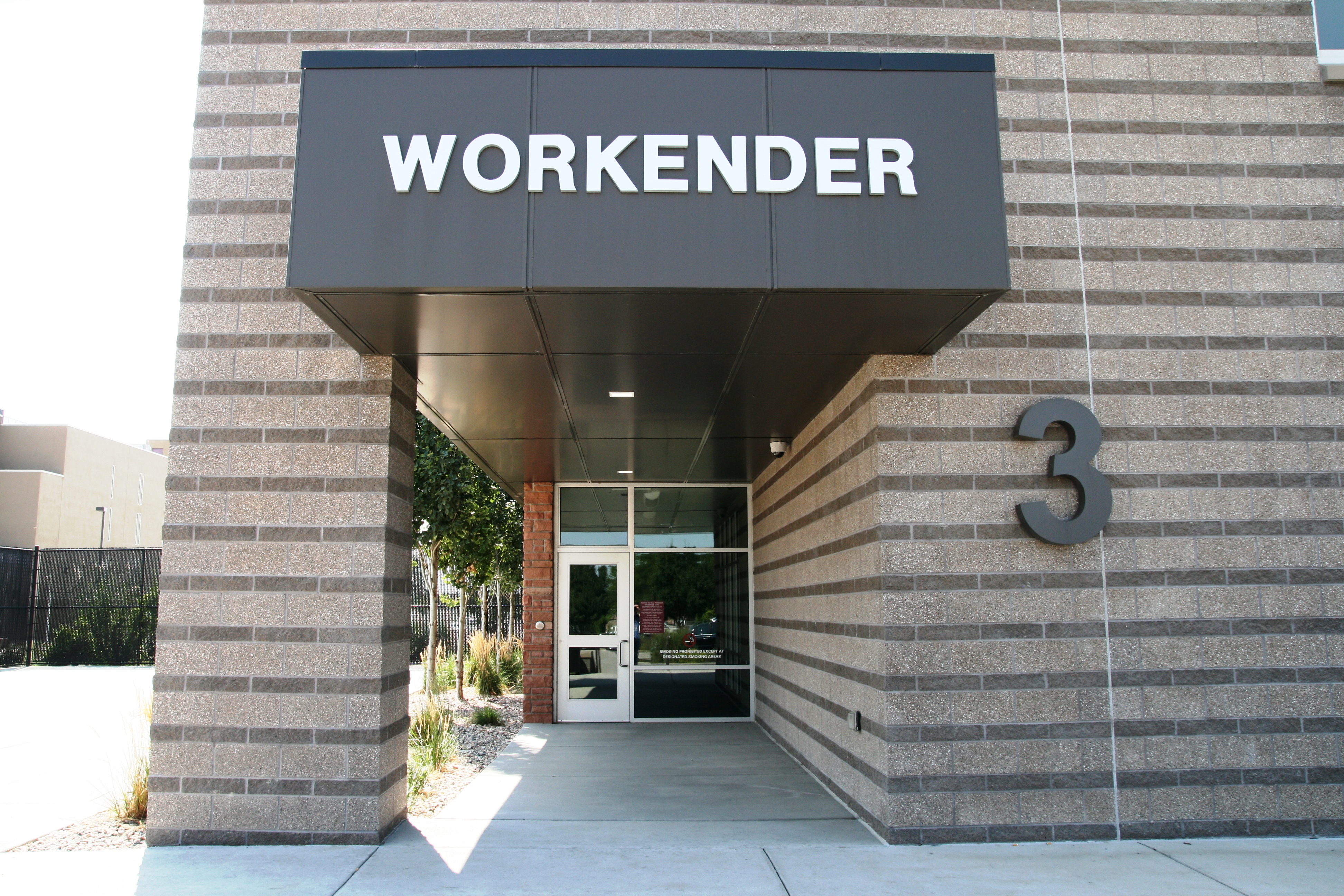 Image 1: Workender/Midweek Entrance